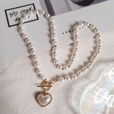 여자+목걸이