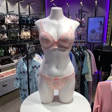 91c3d84ca127ac107aee96a1b06fef0a1cc3a4fd95ede1141fe1398b84cb.jpg