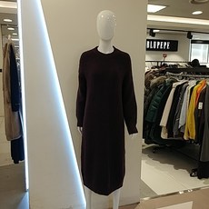 블루페페 라운드 니트 원피스 _P194KSE801