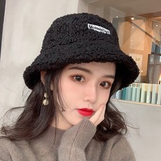 ca8fc8d86bee0c7000a4e6c6d97582a75689c0d3443c10c485d4b73193c5.jpg