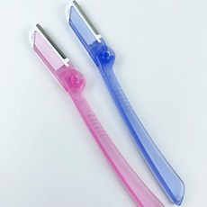 t눈썹칼