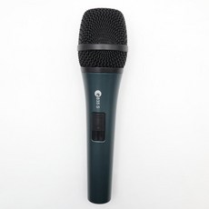 e835