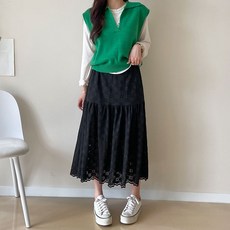 펀칭레이스스커트