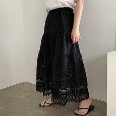 펀칭레이스스커트