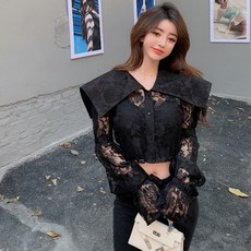 히또리 HI1198 사각 빅카라 케이프 장미 레이스 크롭 블라우스