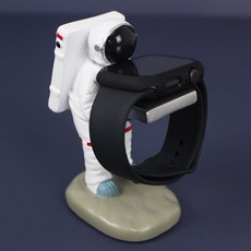 우주인시계거치대