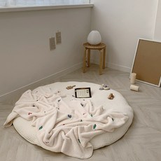 d7906cbd966d9667237007eae6e572b8b49ac38343af1edfbd11630ebe4a.jpg