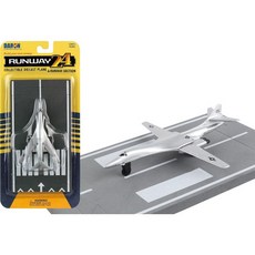 Daron 월드와이드 Trading Runway24 P51 Tuskegee Airmen Vehicle, B-1, 1개