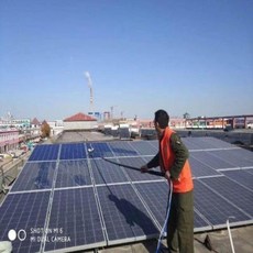 태양광청소 판넬청소 태양광패널세척기 설비전기패널전지패널 모듈 발전패널 청소분수공구, 01 늙은 여자