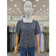 플라스틱아일랜드 펀칭레이스블라우스(PQ2WB983)