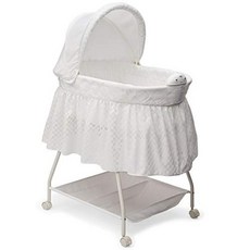 Delta Children Deluxe Sweet Beginnings Bedside Bassinet-조명과 소리가있는 휴대용 유아용 침대 거북