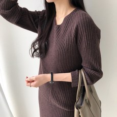 65ca27869643b942a8606d21e153b560bb4a90c546bdcd30e03c6e6a108c.jpg