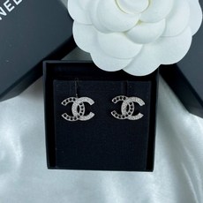 샤넬로고목걸이