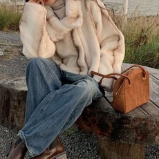 프리하이넥페이크카라