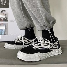 피아 빈티지한 지브라 무늬 캔버스 신발