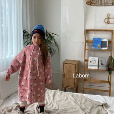 782ae84531ff101b222a37cefbf8b9964cfc6014eb5b24930595aab285a9.jpg