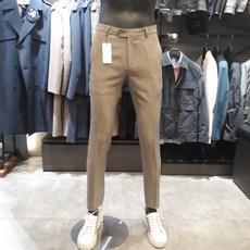 96d1d03051eb09ad76655b659a69deaf7df510cf160372c799f5f7139b4e.jpg