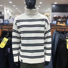 f063e7fa188c1576e34bfa872596944b526edb269369ea85a4f251ea8d66.jpg