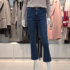 32d2df7cf57aea96446a16218ef8aec92a7ee0778d7ceb0062d391e7a660.jpg