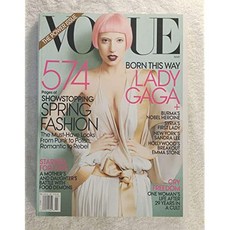레이디 가가 - 이런 식으로 태어났다 - Showstopping 봄 패션의 574 페이지 - 보그 잡지 - 2011 년 3 월, 본상품, 본상품