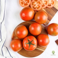 마켓마켓 새콤달콤 아삭한 신선한 완숙 찰 토마토 소 중 대과 로얄과 2.5kg 5kg, 가정용, 소과2.5kg