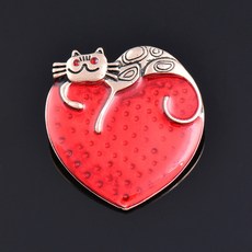 샤넬하트브로치