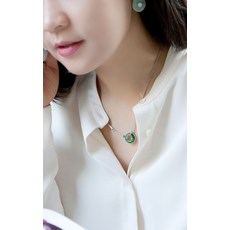 나스첸카비취목걸이