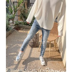 남자찢어진청바지