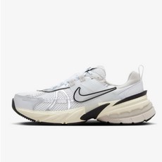 나이키 V2K 런 서밋 화이트 메탈릭 실버 FD0736-100