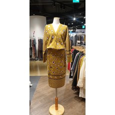 뉴코아강남오즈세컨 도트롱니트스커트O21jakscl07w