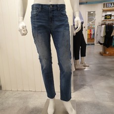 c9d89a7ea816f96e0f493c8b0f2de24cebd14556a18bee2194ee0cbb963e.jpg