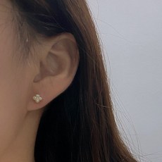 골든듀미니클로버귀걸이