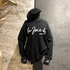 보브 레터링 크루넥 니트 티셔츠