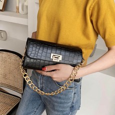 러투 파이톤 미니 체인 클러치백 A02106