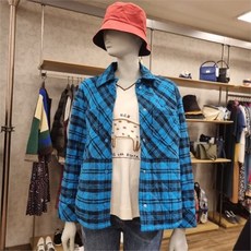 ff3011b39bbe77de4b11d169f647b9b9611aeb0a1592c68be16ab91b6331.jpg
