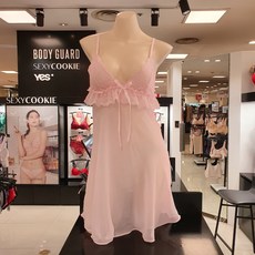 섹시쿠키 뒤태가 더 예쁜 베이비 핑크 슬립