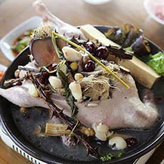 덕담골 무항생제 유황오리백숙 한마리와 약재 60g, 0개, 1마리, 1500g
