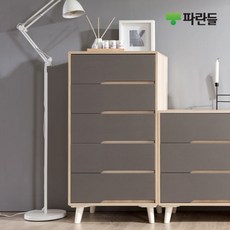 8298cba8-d74f-40f6-9652-7f877a0edd7e.jpg