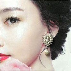 서예지진주귀걸이