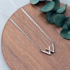 버버리알파벳목걸이