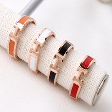 56d51b66-77d2-46af-aee4-7a3d26eca7fe.jpg