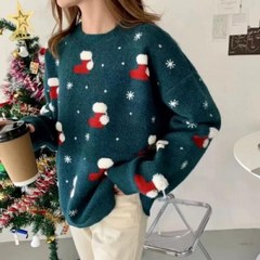 뉴욕멋쟁이 산타양말 패턴 라운드넥 스웨터 겨울여성니트 크리스마스룩 연말룩