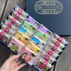 [굿잇츠] 과일강정&현미강정 22개입세트, 종이띠지포장 + 선물가방, 1박스