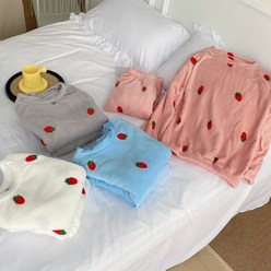 데이룸 여성 딸기 극세사 수면잠옷 세트 홈웨어 파자마