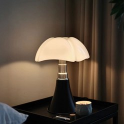 이탈리아 마르티넬리 루체스탠드 10W 밝기 조절 조명 무드등 책상조명 침실등, 블랙-밝기 조절