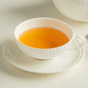 화이트블룸 Ruffle Teacup Saucer