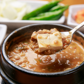 맛있는 오산리 고기창고 된장찌개. 간편하게 집에서 맛보세요~ (2~3인분), 1개, 600g