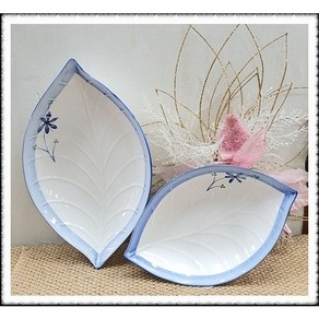백자 라인업 들꽃 나뭇잎접시 [대 중], 1개, 화이트