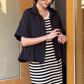 데일리앤 스티아 여성 여름 바스락 오버핏 반팔 아노락 스트링 하이넥 집업 얇은 바람막이 점퍼 숏자켓