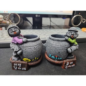 Only Jeju(제주) 돌하르방 해녀(쉬영갑서예 혼저옵서예) 펜 & 명함꽂이 장식인형(16cm x 10cm)